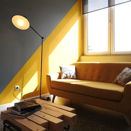 Airport بيت شباب Lisboa