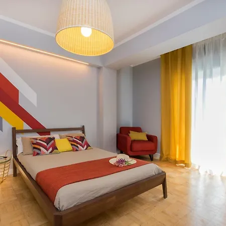 بيت شباب Airport