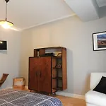 Airport Хостел *